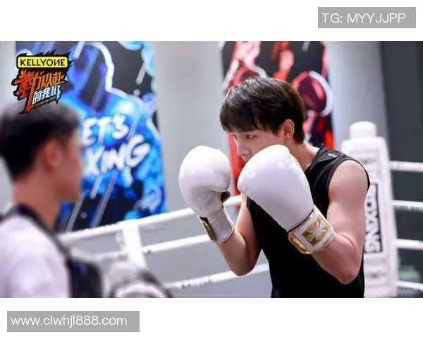 拳击台上的坚韧：15岁赵磊的反击时间